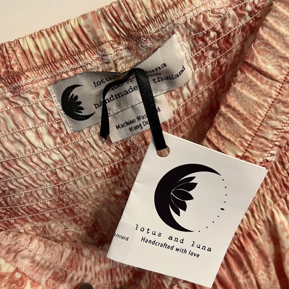 Lotus and Luna pants - Picture 3 of 5